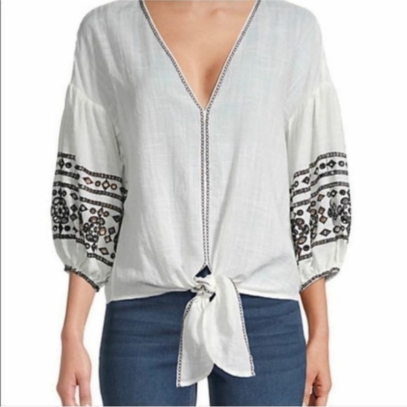 Max Edition Embroidered Tie Front Top - Picture 10 of 10